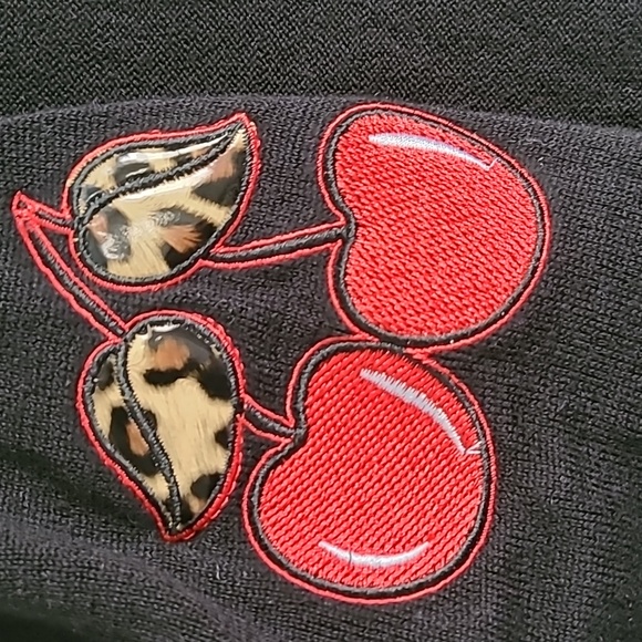 Large sourpuss cardigan - Picture 2 of 4